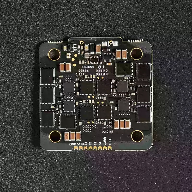 FOXEER Reaper F4 4IN1 ESC 45A  - Foxeer Reaper F4 128K 65A Esc のレビューと価格